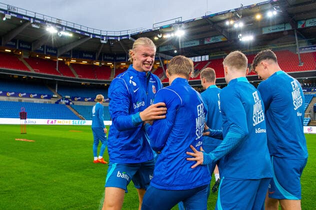 220926 Erling Braut Haaland and Martin odegaard of the Norwegian national football team during a training session on September 26, 2022 in Oslo Photo Vegard Grott BILDBYRAN code VG VG0361 bbeng fotball football football nations league norge norway training training training, Copyright: VEGARDxGRoTT BB220926VG032