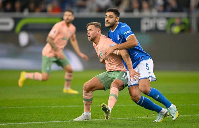 One on one Ozan Kabak TSG 1899 Hoffenheim 05 vs Niclas Fuellkrug 11 SV Werder Bremen SVW TSG 1899 Hoffenheim vs SV Werder Bremen SVW 07 10 2022 DFL REGULATES PROHIBIT ANY USE OF PHOTOGRAPHS AS IMAGE SEQUENCES AND OR QUASI VIDEO TSG 1899 Hoffenheim vs SV Werder Bremen SVW