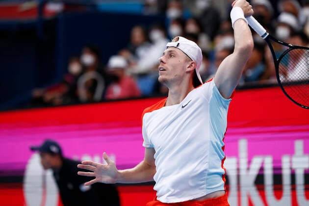 October 8, 2022, Tokyo, Japan: Denis SHAPOVALOV (CAN) hits a return against Taylor FRITZ (USA) during their Semifinal match at the Rakuten Japan Open Tennis Championships 2022 at Ariake Coliseum. The tournament is held from October 1 to 9. Tokyo Japan - ZUMAm191 20221008_zap_m191_045 Copyright: xRodrigoxReyesxMarinx