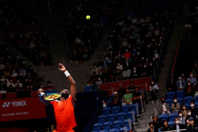 October 9, 2022, Tokyo, Japan: Frances TIAFOE (USA) serves against Taylor FRITZ (USA) during their Singles Final match at the Rakuten Japan Open Tennis Championships 2022 at Ariake Coliseum. The tournament is held from October 1 to 9. Tokyo Japan - ZUMAm191 20221009_zap_m191_028 Copyright: xRodrigoxReyesxMarinx