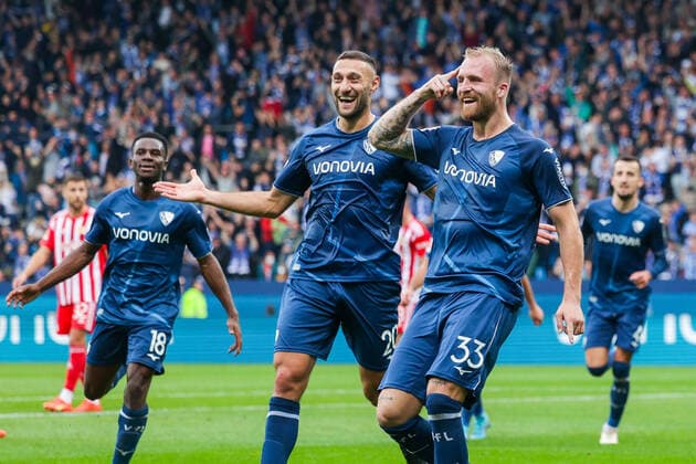 23 10 2022, Football, 2022 2023 season, 1 Bundesliga, 11 matchday, VfL Bochum 1848 1 FC Union Berlin, f l Jordi Osei Tutu VfL Bochum 1848 , Ivan Ordets VfL Bochum 1848 , Philipp Hofmann VfL Bochum 1848 celebrate the goal to 1 0, Photo Dennis Ewert RHR PHOTO xRHR PHOTO DEx