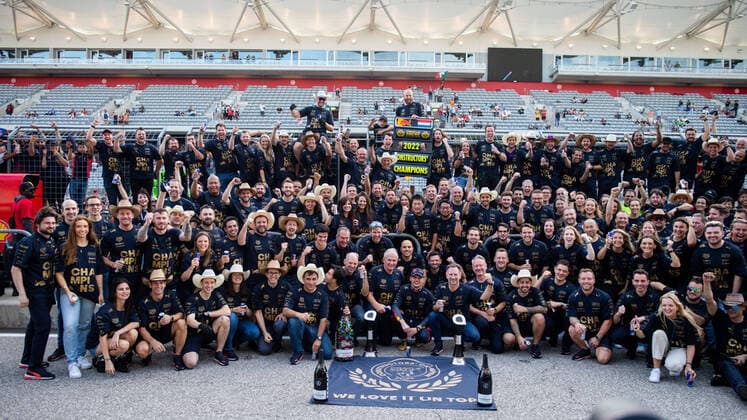 Red Bull Racing celebrates winning the Constructors World Championship one day after Dietrich Mateschitz CEO passes away, USA, Formula 1 United States Grand Prix, Circuit of the Americas Austin, race, 23 10 2022 USA, Formula 1 United States Grand Prix, Circuit of the Americas Austin, race, 23 10 2022 Austin Copyright: xEibner Memmlerx EP_MMR