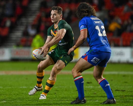 October 29, 2022, London, England, United Kingdom: Cameron Murray of Australia in action during the Rugby League World Cup 2021 match Australia vs Italy at Totally Wicked Stadium, St Helens, United Kingdom, 29th October 2022. London United Kingdom - ZUMAn307 20221029_zsa_n307_1198 Copyright: xCraigxThomas NewsxImagesx