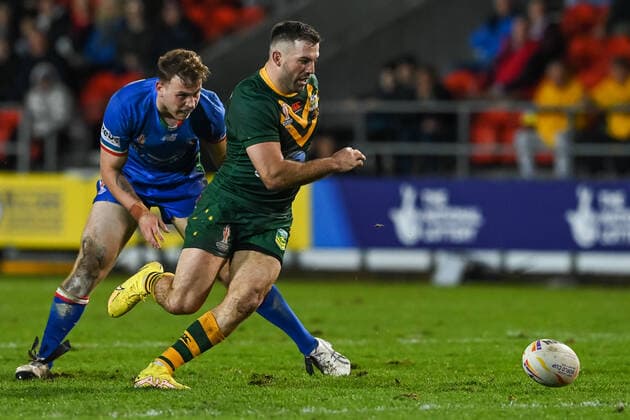 October 29, 2022, London, England, United Kingdom: James Tedesco of Australia kicks ahead during the Rugby League World Cup 2021 match Australia vs Italy at Totally Wicked Stadium, St Helens, United Kingdom, 29th October 2022. London United Kingdom - ZUMAn307 20221029_zsa_n307_1204 Copyright: xCraigxThomas NewsxImagesx