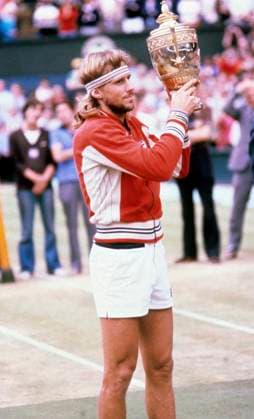 AFTONBLADET OUT LONDON 19800705 Björn Borg lifts Wimbledon trophy for the fifth year in a row Borg defeated John McEnroe 3 2 in the final STOCKHOLM SWEDEN PB KOD 14 x14x  Copyright: xJACOBxFORSELLx BORG WIMBLEDON 1980