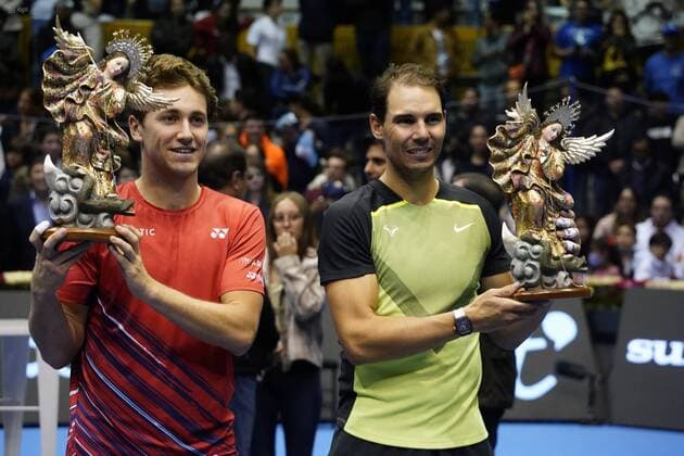 TENNIS MATCH NADAL RUUD Quito November 27, 2022 Tennis players Rafael Nadal and Casper Ruud play a match at the Coliseo Ruminahui for the Kia Quito Bicentennial Cup API DANIEL MOLINEROS Quito Pichincha Ecuador Copyright: xDanielxMolinerosx