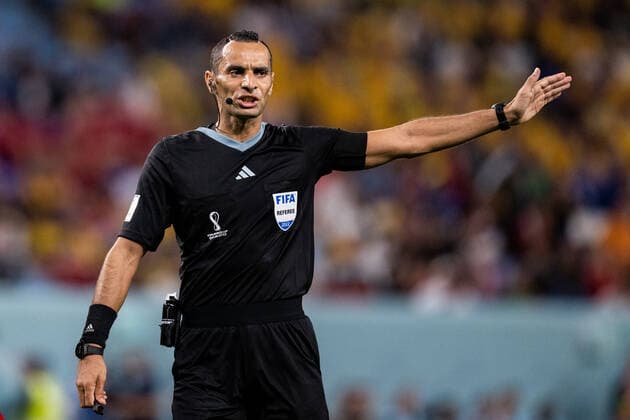 221130 Referee Mustapha Ghorbal during the FIFA World Cup 2022 football match between Australia and Denmark on November 30, 2022 in Doha Photo Joel Marklund BILDBYRAN code JM JM0395 bbeng football football soccer fotball world cup football world cup football world cup 2022 fifa world cup 2022 Australia Australia Denmark Denmark,  Copyright: JOELxMARKLUND BB221130JM109
