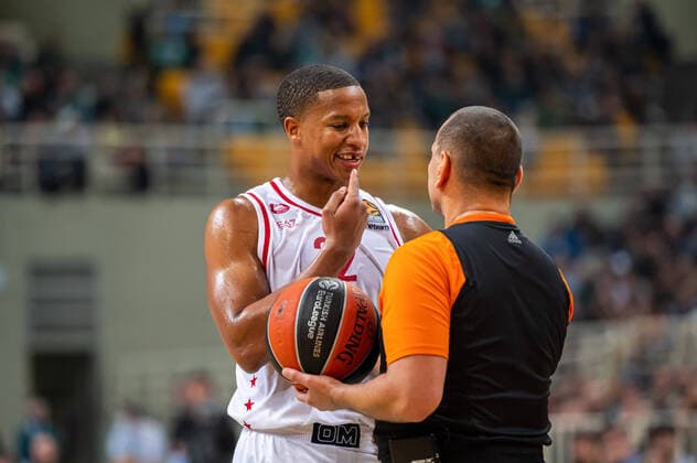 Bilder des Jahres 2022, Sport 12 Dezember Sport Themen der Woche KW49 Sport Bilder des Tages December 8, 2022, Athens, Greece: 22 DEVON HALL of EA7 Emporio Armani Milano with one tooth less during the Euroleague, Round 12, match between Panathinaikos Athens and EA7 Emporio Armani Milano at OAKA Stadium on December 8, 2022 in Athens, Greece. Basketball Euroleague Championship - Panathinaikos vs EA7 Emporio Armani Milan, Athens, Greece - ZUMAl164 20221208_zsa_l164_433 Copyright: xStefanosxKyriazisx