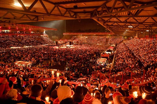 Football, men, season 2022 2023, 1 Bundesliga, 1 FC Union Berlin, 20 Christmas singing in the stadium An der Alten Försterei, overview at the beginning of the singing, 23 12 2022, Copyright: xMatthiasxKochx