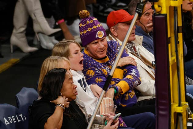 December 23, 2022, Los Angeles, California, USA: Actor Will Ferrell watches during an NBA, Basketball Herren, USA basketball game between the Los Angeles Lakers and the Charlotte Hornets, Friday, Dec. 23, 2022, in Los Angeles. Los Angeles USA - ZUMAc68_ 20221223_zaf_c68_001 Copyright: xRingoxChiux
