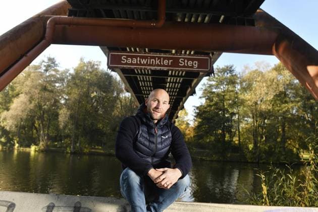 Ronald Rauhe Kanute P the German Kanute Ronald Rauhe at 29 October 2021 at a Walk at seed angler Steg his Training Centre in Berlin Germany Berlin Copyright RetoxClear only for editorial Purposes Copyright: RetoxKlar doc7iam099qh7913bhy7kxl ,EDITORIAL USE ONLY