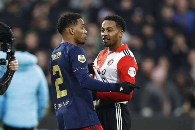 ROTTERDAM LR Jurrien Timber of Ajax, Quinten Timber of Feyenoord during the Dutch premier league match between Feyenoord and Ajax at Feyenoord Stadion de Kuip on January 22, 2023 in Rotterdam, Netherlands ANP MAURICE VAN STONE Dutch Eredivisie 2022 2023 xVIxANPxSportx xxANPxIVx 461324259 originalFilename: 461324259.jpg
