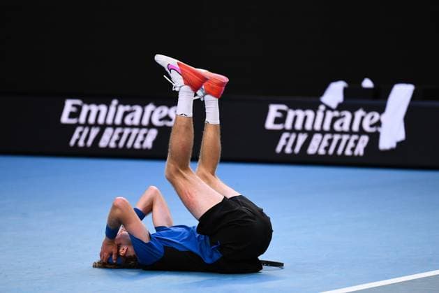 Bilder des Jahres 2023, Sport 01 Januar Sport Bilder des Tages Mandatory Credit: Photo by James Gourley Shutterstock (13729780ew) Andrey Rublev celebrates victory after winning his fourth round match Australian Open, Day Eight, Tennis, Melbourne Park, Melbourne, Australia - 23 Jan 2023 Australian Open, Day Eight, Tennis, Melbourne Park, Melbourne, Australia - 23 Jan 2023 Copyright: xJamesxGourley Shutterstockx 13729780ew