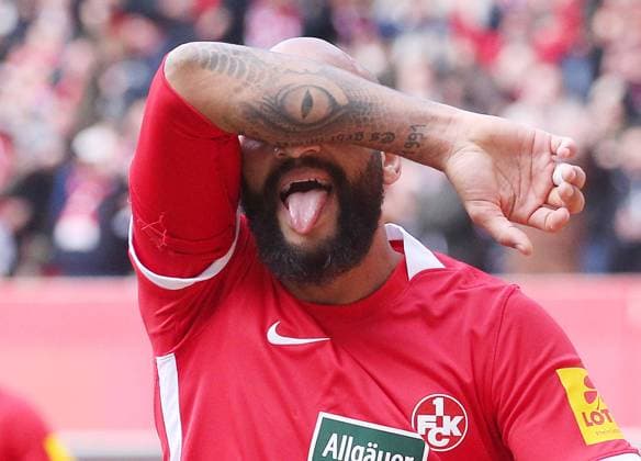 2 1 for FC Kaiserslautern by Terrence Boyd 13, FC Kaiserslautern , goal celebration, 04 02 2023, Football, 2 Bundesliga, FC Kaiserslautern Holstein Kiel, 19 Matchday, Season 2022 23, Fritz Walter Stadion, Kaiserslautern, Germany, zmdz, DFB DFL regulations prohibit any use of photographs as image sequences and or quasi video FC Kaiserslautern Holstein Kiel