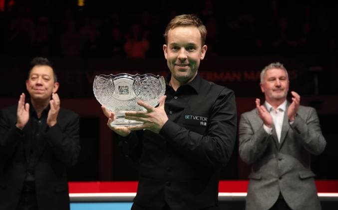 Thomas Cesal, Ali Carter ENG , Nigel Oldfield Sport Snooker Billiards Final Berlin German Masters at Tempodrom 05 02 2023