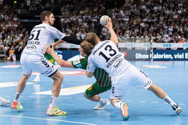 Gisli Kristjansson SC Magdeburg 10 vs Hendrik Pekeler THW Kiel 61 and Steffen Weinhold THW Kiel 13 THW Kiel vs SC Magdeburg, handball, DHB Cup, quarterfinals, season 2022 2023, 05 02 2023 Press photo Marcel von Fehrn THW Kiel vs SC Magdeburg, handball, DHB Cup, quarterfinals, season 2022 2023, 05 02 2023 Hamburg Copyright: xEibner-Pressefoto MarcelxvonxFehrnx EP_EER
