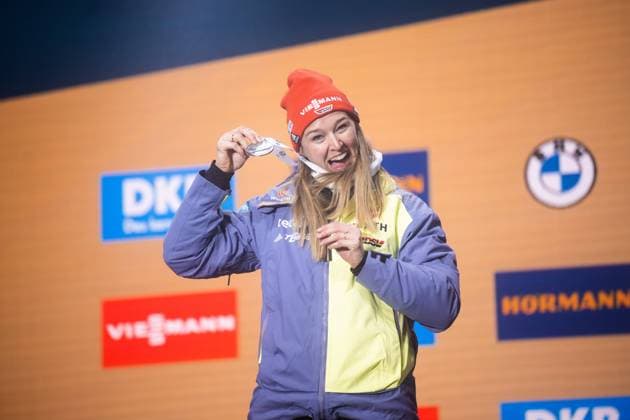 230212 Denise Herrmann Wick of Germany celebrates with her silver medal at a medal ceremony during the IBU Biathlon World Championships on February 12, 2023 in Oberhof Photo Mathias Bergeld BILDBYRAN kod MB MB0546 skidskytte biathlon skiskyting skidskytte vm vm ibu world championships biathlon world championships medaljceremoni medal ceremony day 5 bbeng,  Copyright: MATHIASxBERGELD BB230212MB225