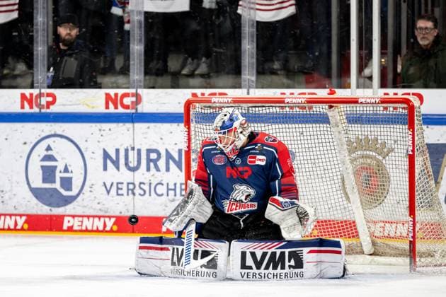 Niklas Treutle 31, Nuernberg Ice Tigers, Nuernberg Ice Tigers , Nuernberg Ice Tigers vs Loewen Frankfurt, DEL, 59 Spieltag, 03 03 2023, Nuernberg Ice Tigers vs Loewen Frankfurt, DEL, 59 Spieltag, 03 03 2023 Copyright: xEibner-Pressefotox xThomasxHahnx EP_NIT