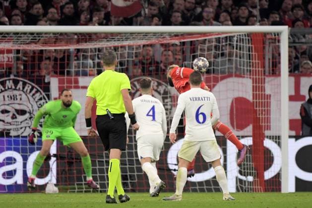 08 03 2023, xemx, football UEFA Champions League 1 8 final, FC Bayern Muenchen Paris St Germain PSG emspor, v l offside goal Eric Maxim Choupo Moting of Bayern Munich DFL DFB REGULATIONS PROHIBIT ANY USE OF PHOTOGRAPHS as IMAGE SEQUENCES and or QUASI VIDEO Muenchen
