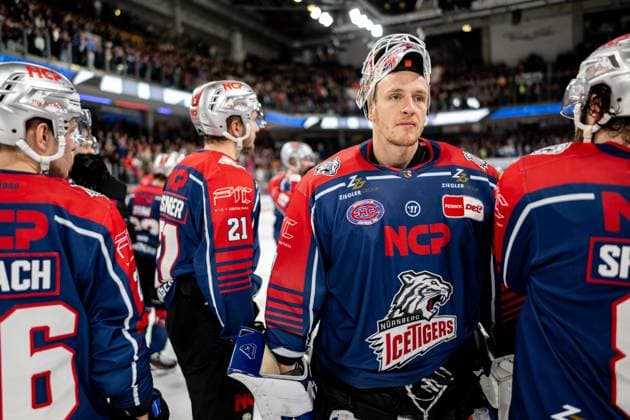 Niklas Treutle 31, Nuernberg Ice Tigers, Nuernberg Ice Tigers sadly disappointed, Nuernberg Ice Tigers vs Fischtown Pinguins Bremerhaven, DEL, Pre playoffs game 2, 10 03 2023, Nuernberg Ice Tigers vs Fischtown Pinguins Bremerhaven, DEL, Pre playoffs game 2, 10 03 2023 Copyright: xEibner-Pressefotox xThomasxHahnx EP_NIT