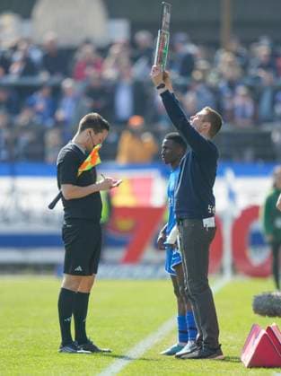 09 04 2023, Hänsch Arena, Meppen, GER, 3 Liga, 31 Spieltag SV Meppen vs FC Ingolstadt 04, Junior Kone SV Meppen 34 will be substituted DFL REGULATES PROHIBIT ANY USE OF PHOTOGRAPHS AS IMAGE SEQUENCES AND OR QUASI VIDEO Meppen Niedersachsen Germany Hänsch Arena