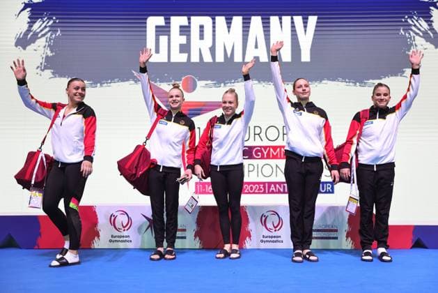 Presentation German team Emma Malewski Anna Lena König Lea Quaas Sarah Voss Elisabeth Seitz before podiumtraining at 2023 Europeans in Antalya 10 04 2023