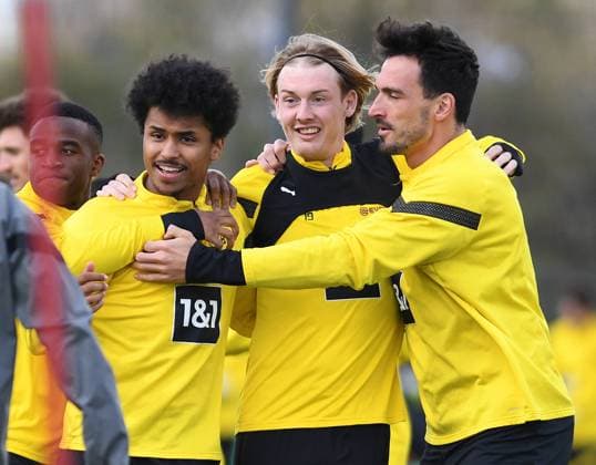 11 04 2023, Dortmund, Germany, BVB Trainingsgelaende Hohenbuschei, BV Borussia Dortmund Training 11 04 2023, Karim Adeyemi Borussia Dortmund , Julian Brandt Borussia Dortmund and Mats Hummels Borussia Dortmund laughs photo Ralf Treese, Ralf Treese Dortmund BVB Trainingsgelaende Hohenbuschei North Rhine Westphalia Germany  521_BVBTRA20230411_001 Treese-521
