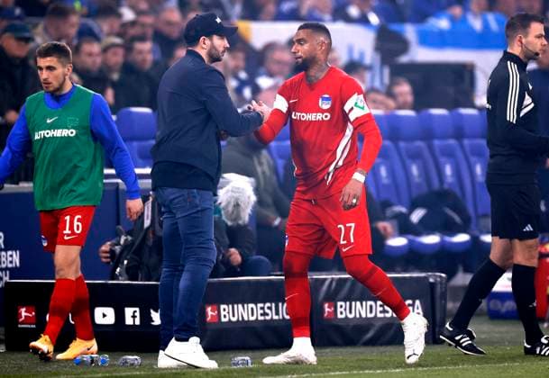BLACK Sandro coach team Hertha BSC at the substitution with Prince Boateng Kevin Bundesliga DFL season 2022 2023 BL match FC Schalke 04 Hertha BSC 5 2 on 14 04 2023 in Gelsenkirchen DFL REGULATIONS PROHIBIT ANY USE OF PHOTOGRAPHS as IMAGE SEQUENCES and or QUASI VIDEO Copyright: xLacixPerenyix