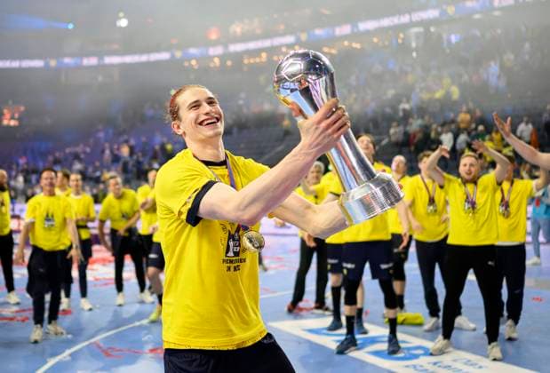Cheers Juri KNORR RNL with the DHB Cup Final, SC Magdeburg MD Rhein Neckar Loewen RNL , on 16 04 2023 Handball DHB Cup Final Four 2023, from 15 04 16 04 2023 in Cologne Germany Â