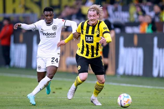 BRANDT Julian Team BVB with ULINEIA BUTA Bundesliga DFL season 2022 2023 BL match BVB Eintracht Frankfurt 4 0 on 22 04 2023 in Dortmund DFL REGULATES PROHIBIT ANY USE OF PHOTOGRAPHS as IMAGE SEQUENCES and or QUASI VIDEO Copyright: xLacixPerenyix