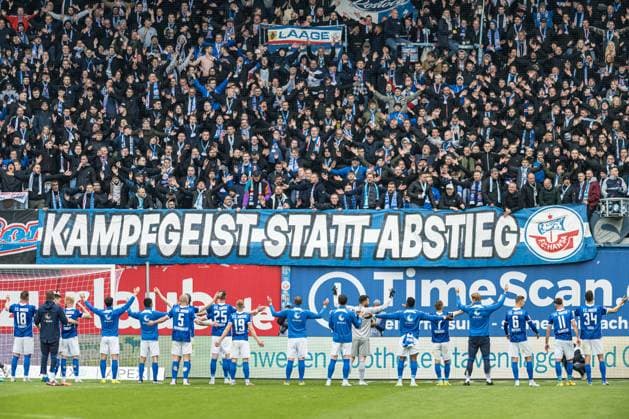 Rostock, Germany 06 May 2023 2 BL 2022 2023 FC Hansa Rostock vs Jahn Regensburg In picture The Hansa Rostock team celebrates the home victory with the Südtribüne Fankurve DFL regulations prohibit any use of photographs as image sequences and or quasi video Copyright: xFotostandx xVoelkerx