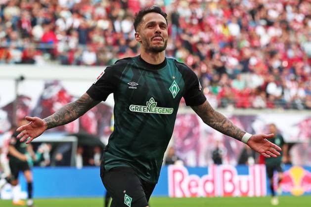 14 05 2023, xtgx, football 1 Bundesliga, RB Leipzig SV Werder Bremen emspor, v l goal cheer after celebrating the goal celebrate 0 1 by Leonardo Bittencourt SV Werder Bremen DFL DFB REGULATIONS PROHIBIT ANY USE OF PHOTOGRAPHS as IMAGE SEQUENCES and or QUASI VIDEO Leipzig