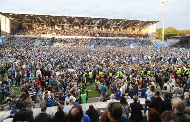 Darmstadt celebrates promotion, SV Darmstadt 98 vs FC Magdeburg, 2 Football Bundesliga, Football, 33 Matchday, 19 5 2023, DFL REGULATES PROHIBIT ANY USE OF PHOTOGRAPHS AS IMAGE SEQUENCES AND OR QUASI hVIDEO, SV Darmstadt 98 vs FC Magdeburg, 2 Football Bundesliga, Football, 33 Matchday, 19 5 2023 Darmstadt Copyright: xEibner-Pressefoto JoergxNiebergax EP_EER