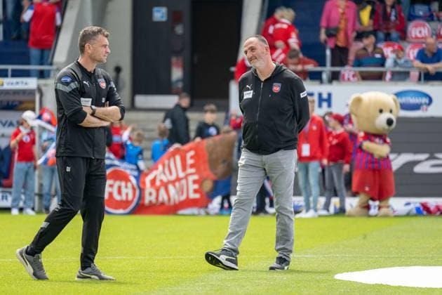 Dieter Jarosch FC Heidenheim, Co Trainer , Frank Schmidt FC Heidenheim, Chef Trainer , GER, FC Heidenheim vs SV Sandhausen, Football, 2 Bundesliga, 33 Spieltag, Spielzeit 2022 2023, 20 05 2023, DFB DFL regulations prohibit any use of photographs as image sequences and or quasi video , GER, FC Heidenheim vs SV Sandhausen, Football, 2 Bundesliga, 33 Spieltag, Spielzeit 2022 2023, 20 05 2023 Heidenheim Copyright: xEibner-Pressefoto SaschaxWaltherx EP_EER