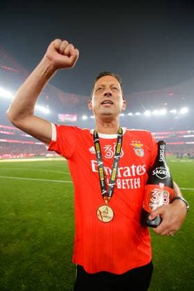 Head coach Roger Schmidt of SL Benfica celebrates after winning the Liga Portugal Bwin at the end of the Liga Portugal Bwin match between SL Benfica and CD Santa Clara at Estadio da Luz on May 27, 2023 in Lisbon, Portugal. (Valter Gouveia SPP) Copyright: xValterxGouveia SPPx spp-en-VaGo-_GO_4796 copy 2