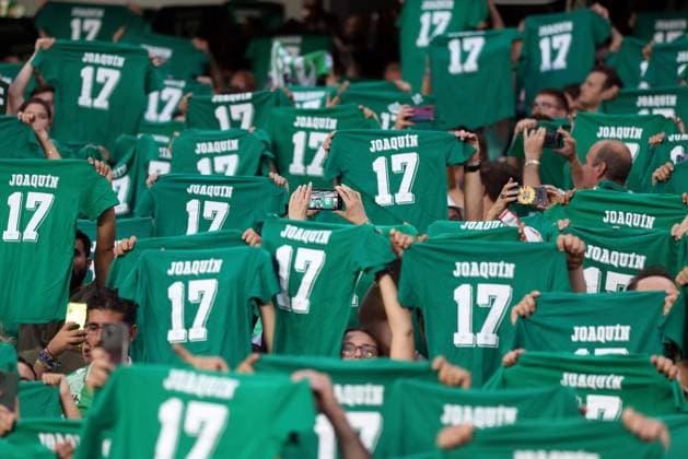 Sport Bilder des Tages June 6, 2023, Seville, Spain: Fans of Real Betis during Joaquin Sanchez Tribute Match at Estadio Benito Villamarin on June 06, 2023 in Seville, Spain. Seville Spain - ZUMAd159 0259047285st Copyright: xJosexLuisxContrerasx