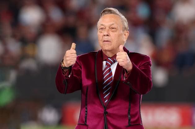 7th June 2023, Eden Arena, Prague, Czech Republic; UEFA Europa Conference League Football Final, Fiorentina versus West Ham United; West Ham United Owner David Sullivan gives the thumbs up  ActionPlus12518044 ShaunxBrooks Content restricted for UK based newspaper