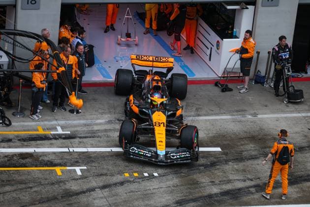 81 PIASTRI Oscar (aus), McLaren F1 Team MCL60, action pitlane during the 2023 Formula 1 Rolex Grosser Preis von Osterreich, 2023 Austrian Grand Prix, 9th round of the 2023 Formula One World Championship, WM, Weltmeisterschaft from June 30 to July 2, 2023 on the Red Bull Ring, in Spielberg, Austria  Copyright: xFlorentxGooden DPPI IPAxSportx x xIPAxSportx 0 IPA_IPA38992068