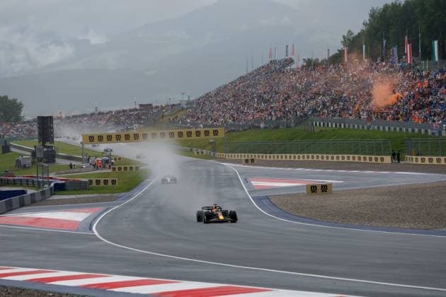 01 VERSTAPPEN Max (nld), Red Bull Racing RB19, action during the 2023 Formula 1 Rolex Grosser Preis von Osterreich, 2023 Austrian Grand Prix, 9th round of the 2023 Formula One World Championship, WM, Weltmeisterschaft from June 30 to July 2, 2023 on the Red Bull Ring, in Spielberg, Austria Copyright: xDppi DPPI IPAxSportx xipa-agencyx xIPAxSportx 0 IPA_IPA38992439