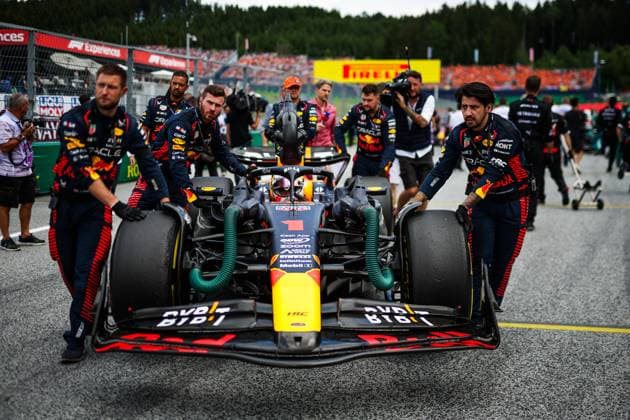 01 VERSTAPPEN Max (nld), Red Bull Racing RB19, action during the 2023 Formula 1 Rolex Grosser Preis von Osterreich, 2023 Austrian Grand Prix, 9th round of the 2023 Formula One World Championship, WM, Weltmeisterschaft from June 30 to July 2, 2023 on the Red Bull Ring, in Spielberg, Austria Copyright: xFlorentxGooden DPPI IPAxSportx x xIPAxSportx 0 IPA_IPA39004943