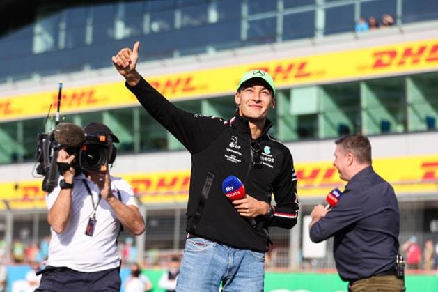 RUSSELL George (gbr), Mercedes AMG F1 Team W13, portrait during the 2023 Formula 1 Aramco British Grand Prix, 10th round of the 2023 Formula One World Championship, WM, Weltmeisterschaft from July 7 to 9, 2023 on the Silverstone Circuit, in Silverstone, United Kingdom Copyright: xAntoninxVincent DPPI IPAxSportx x xIPAxSportx 0 IPA_IPA39085380