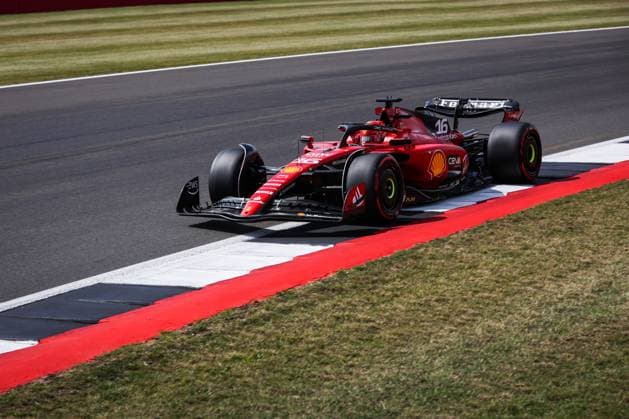 16 LECLERC Charles (mco), Scuderia Ferrari SF-23, action during the 2023 Formula 1 Aramco British Grand Prix, 10th round of the 2023 Formula One World Championship, WM, Weltmeisterschaft from July 7 to 9, 2023 on the Silverstone Circuit, in Silverstone, United Kingdom Copyright: xAntoninxVincent DPPI IPAxSportx x xIPAxSportx 0 IPA_IPA39123311