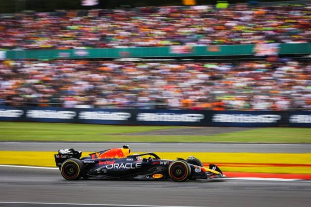 01 VERSTAPPEN Max (nld), Red Bull Racing RB19, action during the 2023 Formula 1 Aramco British Grand Prix, 10th round of the 2023 Formula One World Championship, WM, Weltmeisterschaft from July 7 to 9, 2023 on the Silverstone Circuit, in Silverstone, United Kingdom Copyright: xAntoninxVincent DPPI IPAxSportx x xIPAxSportx 0 IPA_IPA39142129