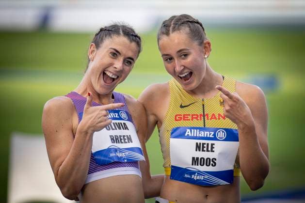 Paris 2023 World Para Athletics Championships France, 11 07 2023 Nele Moos GER TSV Bayer 04 Leverkusen T38 and Olivia Breen GBR after the 100m final during the World Para Athletics Championships on 11 07 2023 at Charlety Stadium in Paris, France Copyright: xBEAUTIFULxSPORTS AxelxKohringx