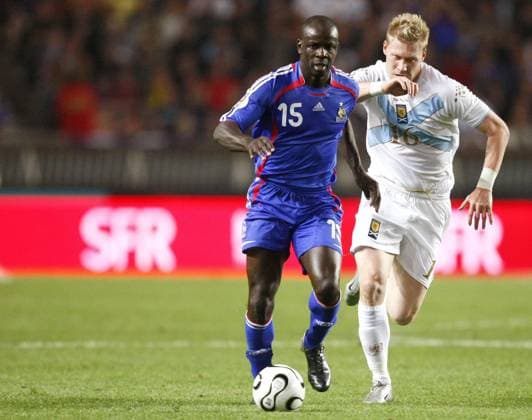 Soccer - UEFA European Championship, EM, Europameisterschaft 2008 Qualifying, Group B, France vs Scotland - Paris France s Lilian Thuram the UEFA European Championship Qualifying match, Group B, France vs Scotland at Parc des Princes in Paris, France on September 12, 2007. Sotland won 1-0. Photo Christian Liewig ABACAPRESS.COM Paris France Copyright: xLiewigxChristian ABACAx 131574_45 LiewigxChristian ABACAx 131574_45