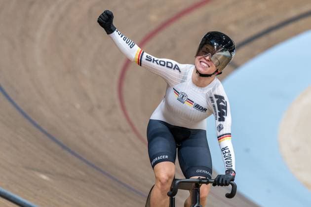 UCI Cycling World Championships 2023 Day 3 GLASGOW, SCOTLAND AUGUST 04 Emma HINZE GER , born 1997 winning Gold in the womens 500m time trials during day 3 of the UCI Cycling World Championships 2023 at the Sir Chris Hoy Velodrome of Glasgow on 04 8 2023 in Dumfriesshire Scotland Copyright: xBEAUTIFULxSPORTS OliverxKremerx