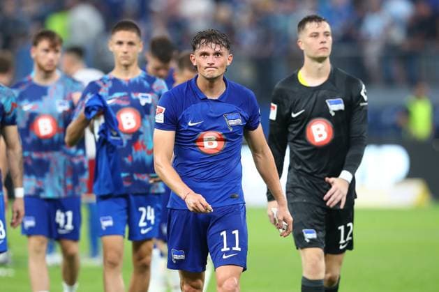 19 08 2023, xtgx, football 2 Bundesliga, Hamburger SV Hertha BSC Berlin emspor, v l Fabian Reese Hertha, 11 disappointed, looks disappointed, dejected, disappointed DFL DFB REGULATES PROHIBIT ANY USE OF PHOTOGRAPHS as IMAGE SEQUENCES and or QUASI VIDEO Hamburg