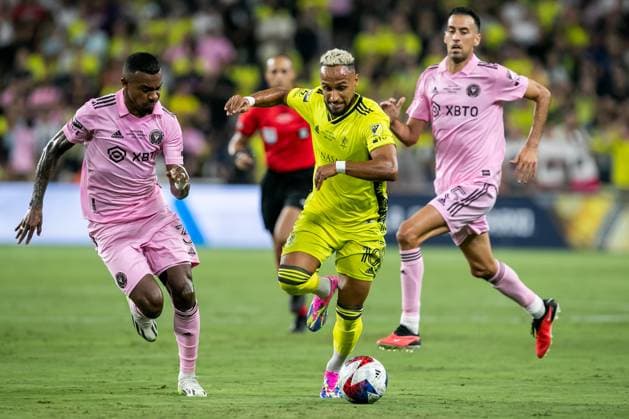 NASHVILLE, TN - AUGUST 19: Nashville SC midfielder Hany Mukhtar (10) attacks the ball upfield during the Leagues Cup Final match between Nashville SC and Inter Miami CF on Saturday, August 19, 2023 at GEODIS Park in Nashville, TN. (Photo by Nick Tre. Smith Icon Sportswire) SOCCER: AUG 19 Leagues Cup Final - Nashville SC vs Inter Miami CF EDITORIAL USE ONLY Icon2308190033