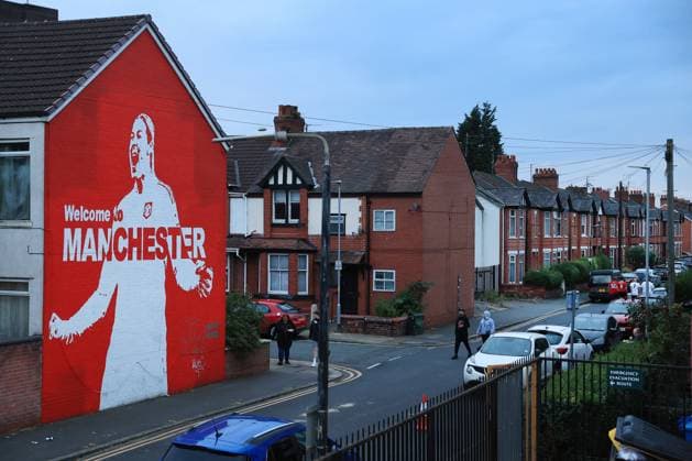 Fußball Carabao Cup 3. Runde Manchester United gegen Crystal Palace 26. September 2023 Carabao Cup 3. Runde Manchester United gegen Crystal Palace Ein Wandbild mit der Torhüterin von Manchester United und den englischen Frauen, Mary Earps Foto Simon Stacpoole Offside Manchester UK  Copyright: xSimonxStacpoolexOffside