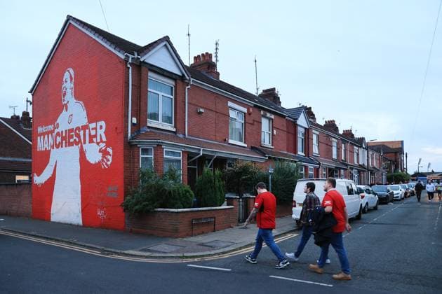 Fußball Carabao Cup 3. Runde Manchester United gegen Crystal Palace 26. September 2023 Carabao Cup 3. Runde Manchester United gegen Crystal Palace Ein Wandbild mit der Torhüterin von Manchester United und den englischen Frauen, Mary Earps Foto Simon Stacpoole Offside Manchester UK  Copyright: xSimonxStacpoolexOffside